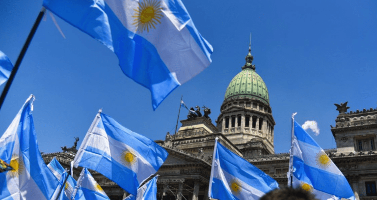 Власти Аргентины планируют инвестировать в местные блокчейн-стартапы