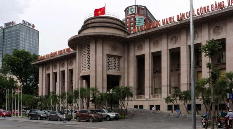 СМИ: Центробанк Вьетнама проведет пилотное внедрение цифровой валюты